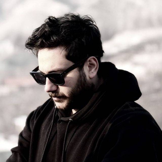 اهورا